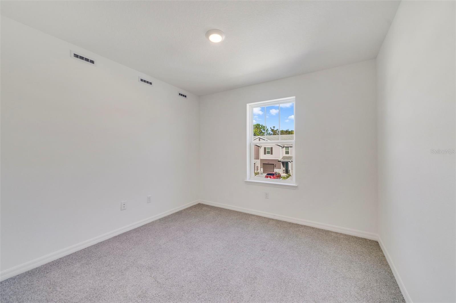 TOWNS AT GREENLEAF - Residential