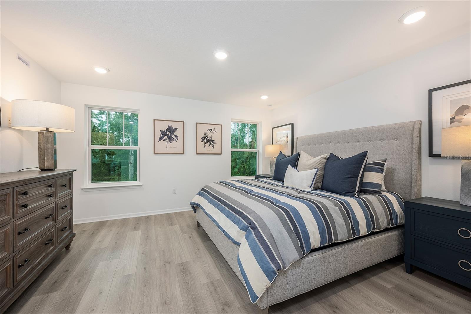 TOWNS AT GREENLEAF - Residential