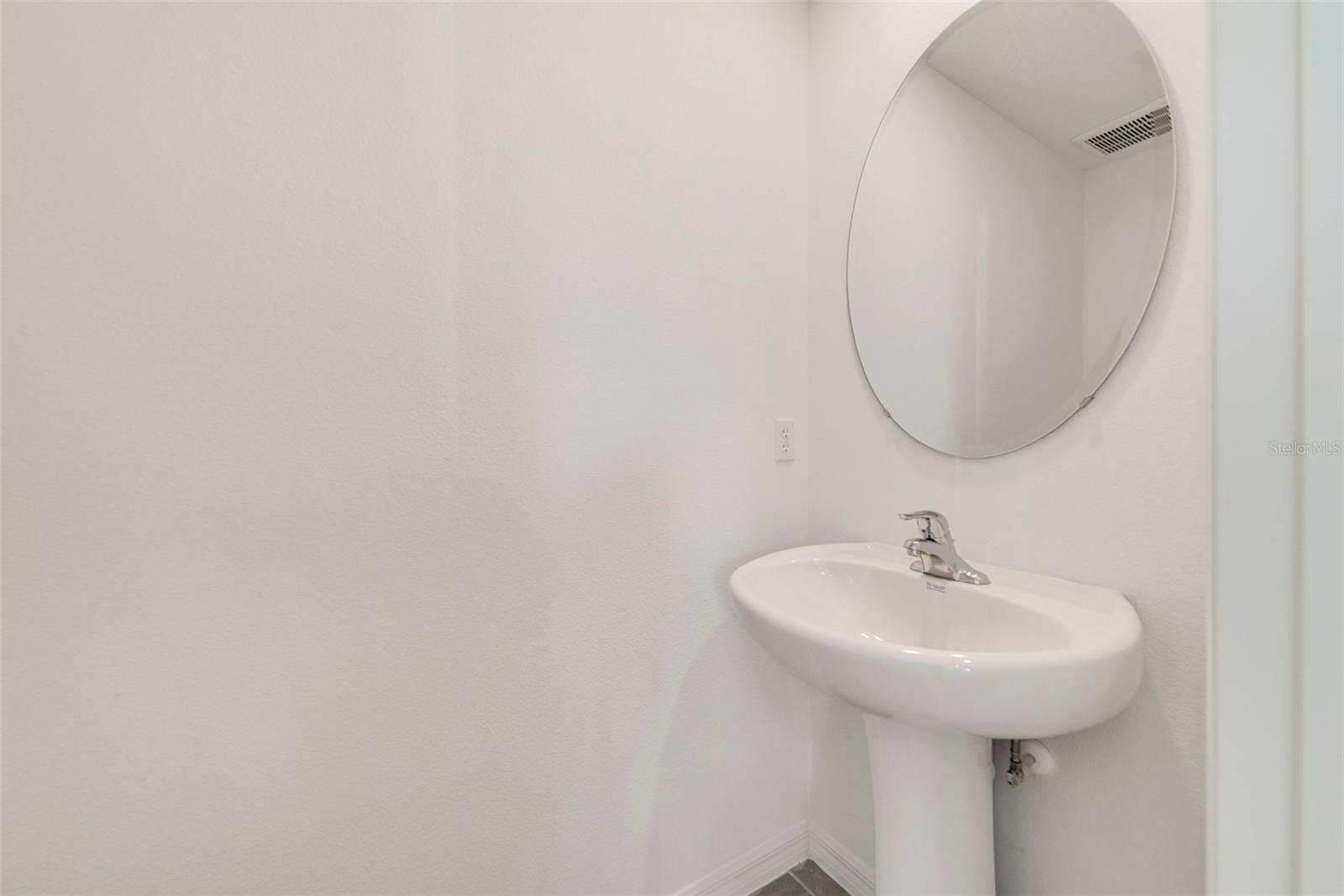 TOWNS AT GREENLEAF - Residential