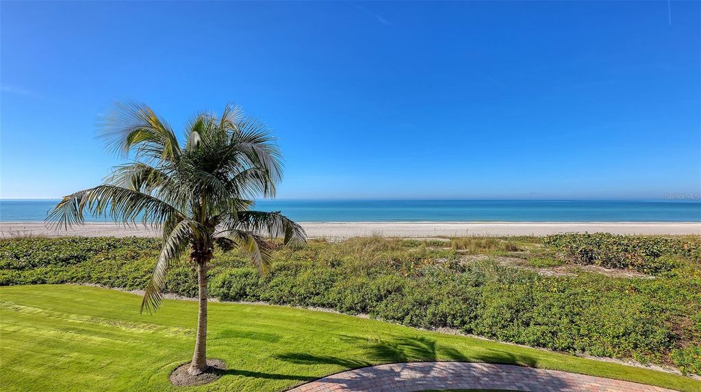 Photo of 4995 Gulf Of Mexico Drive #500, Longboat Key, FL 34228 (MLS # A4677613)
