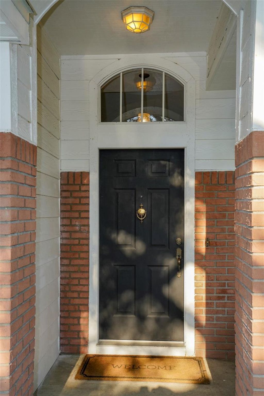 Photo of 5136 Sterling Manor Drive, Tampa, FL 33647 (MLS # TB8404814)