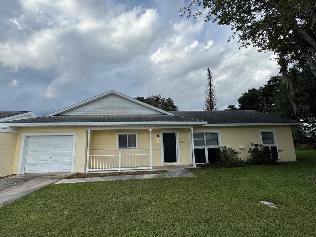 Photo of 3111 Eleuthera Lane, Orlando, FL 32827 (MLS # O6442467)