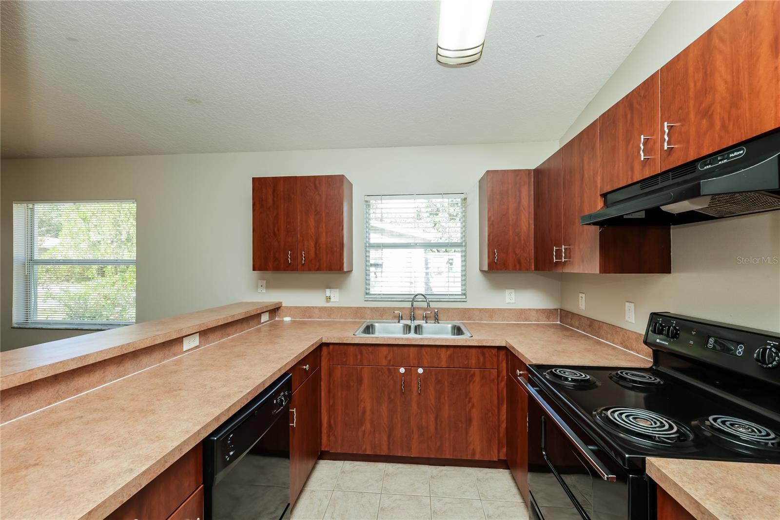 MOON LAKE ESTATES - Residential