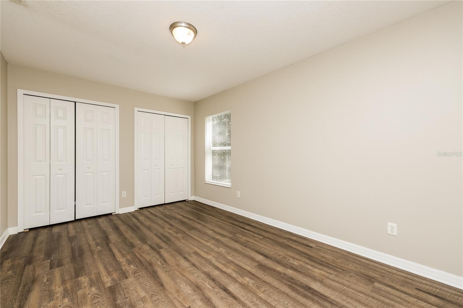 MOON LAKE ESTATES - Residential