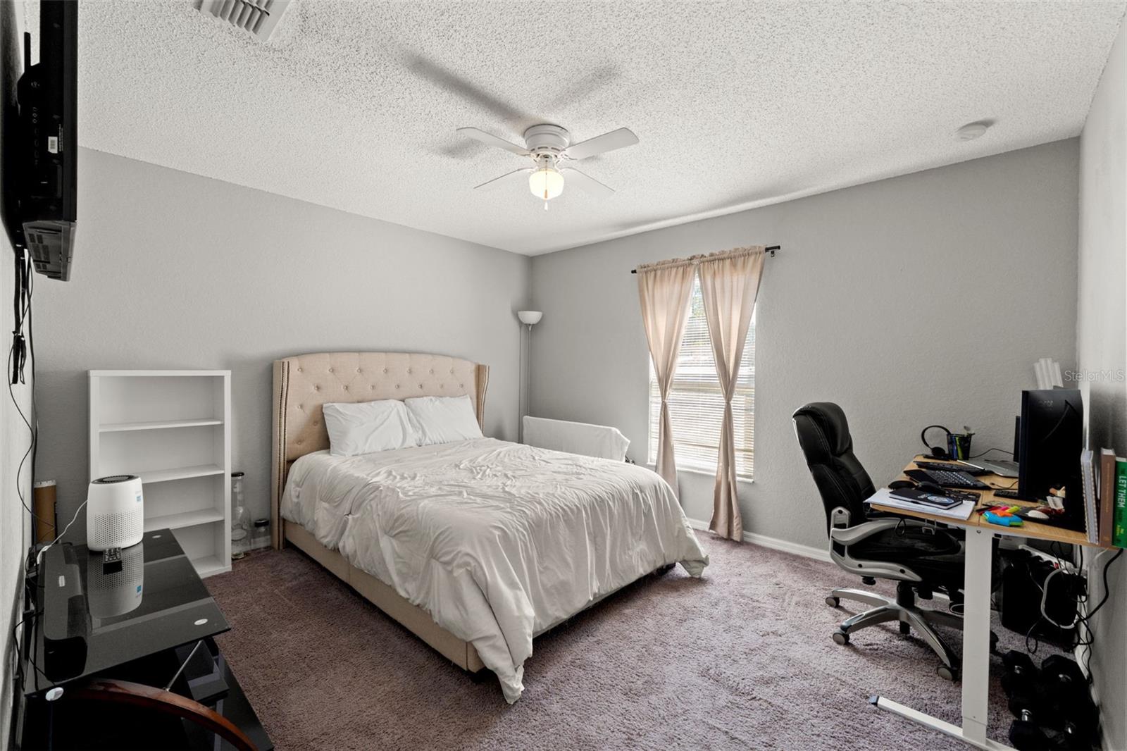 ROYAL HIGHLANDS - Residential