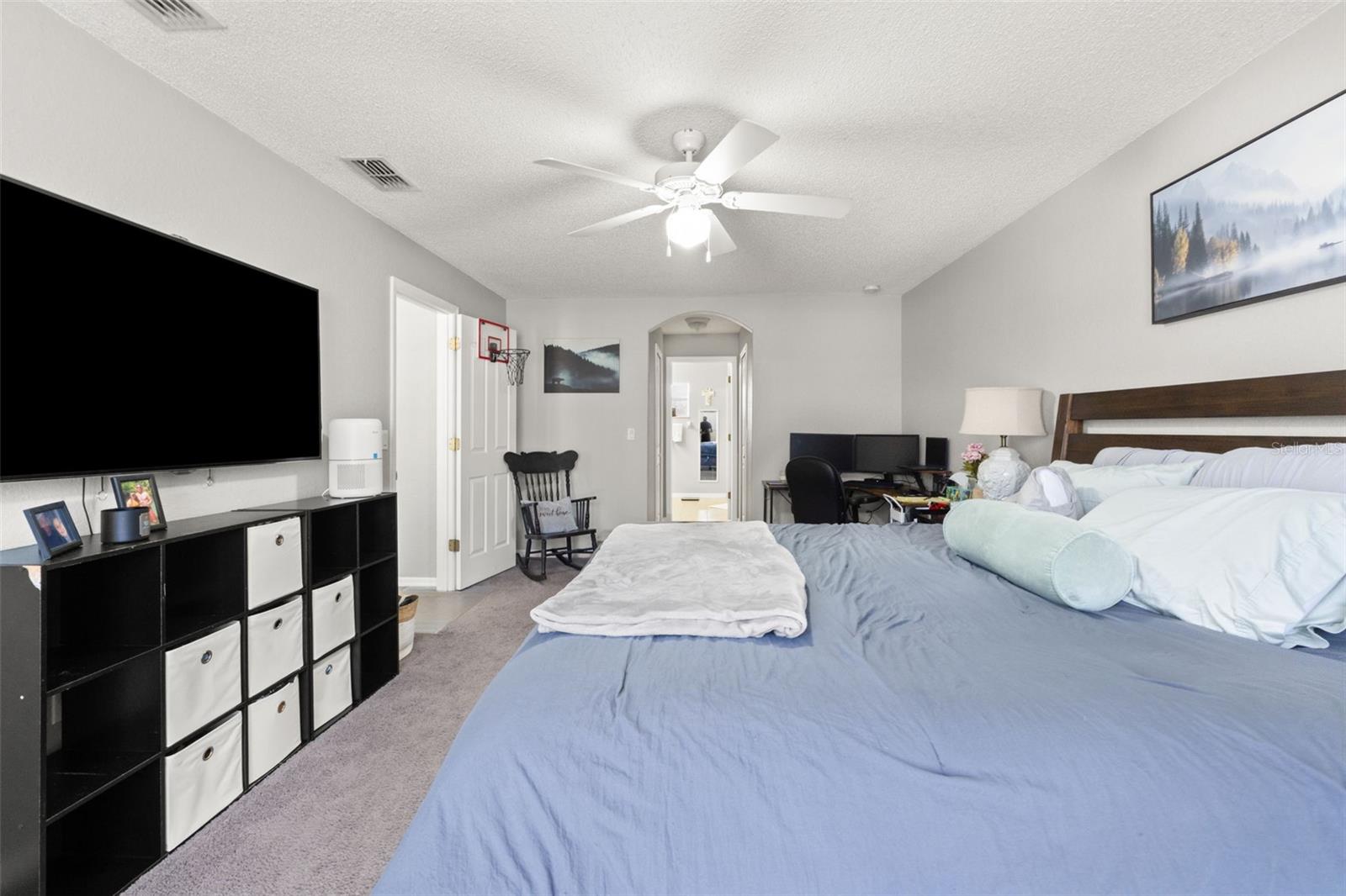 ROYAL HIGHLANDS - Residential