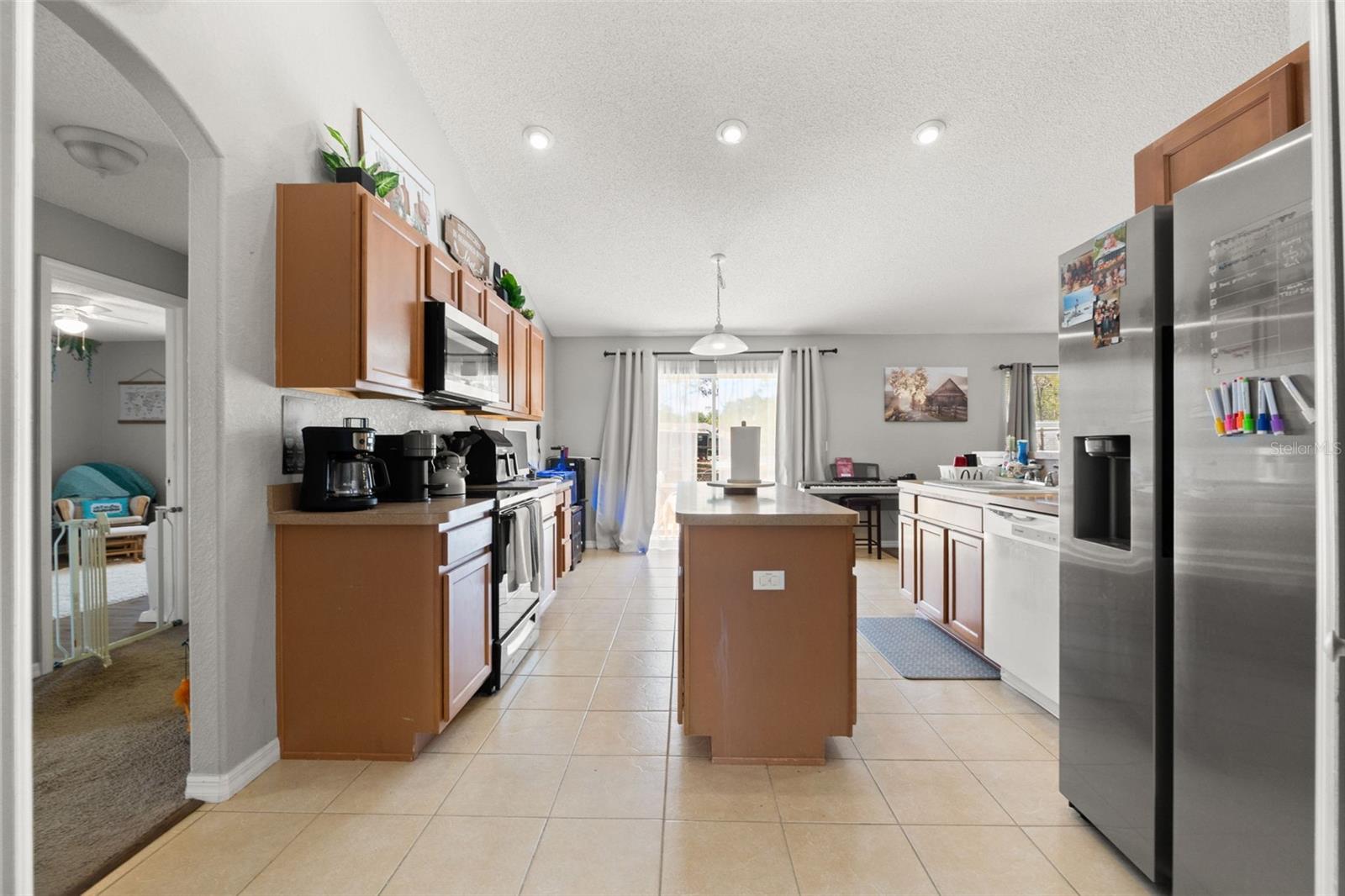 ROYAL HIGHLANDS - Residential