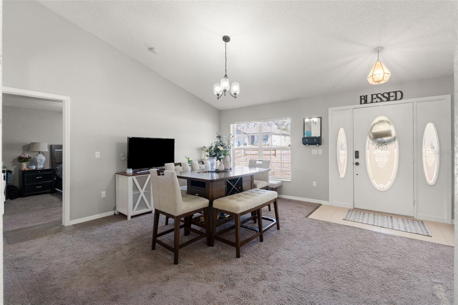 ROYAL HIGHLANDS - Residential