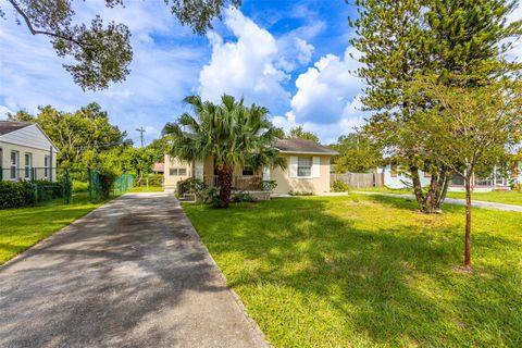 A home in TAMPA