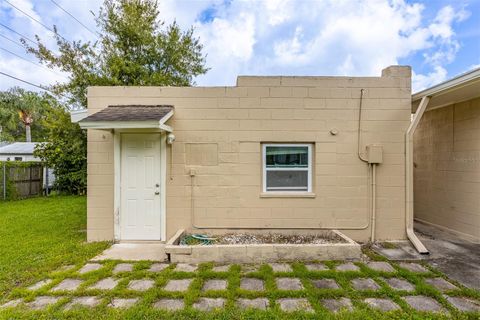 A home in TAMPA