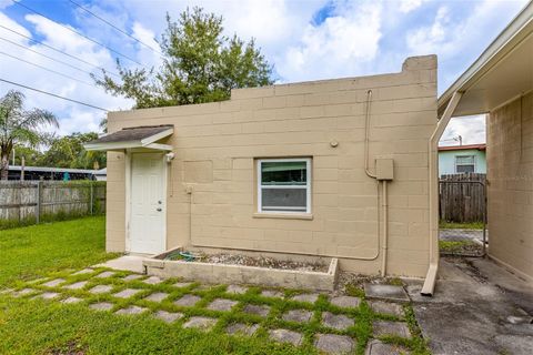 A home in TAMPA