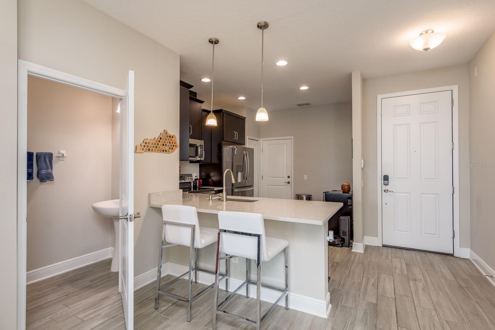 TOWNS AT BELLEAIR GROVE - Residential