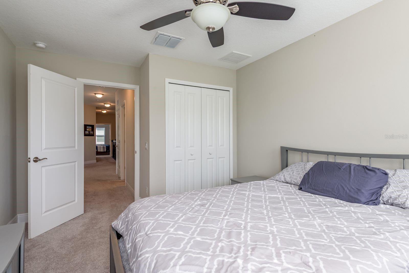 TOWNS AT BELLEAIR GROVE - Residential