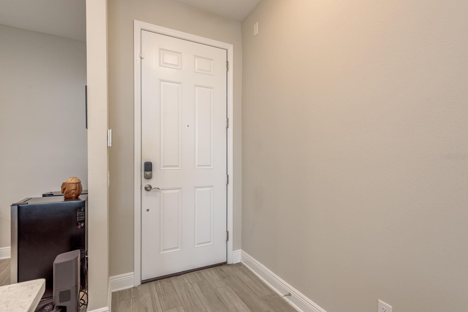 TOWNS AT BELLEAIR GROVE - Residential