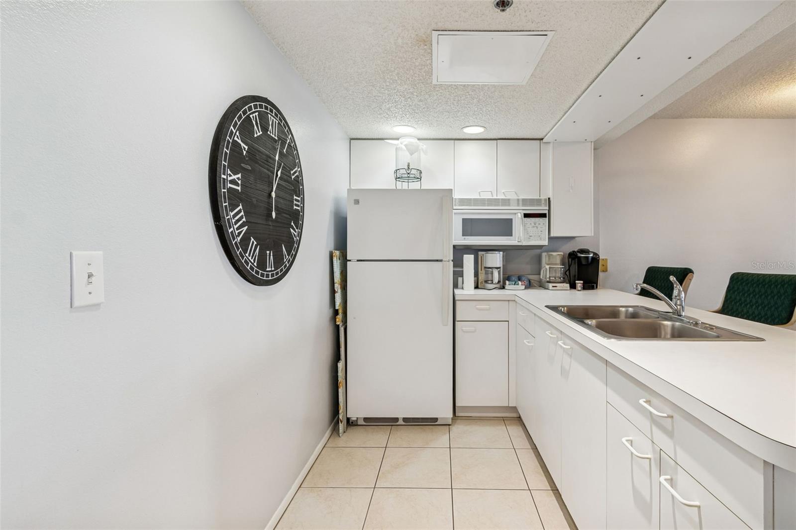 THE ARBORS AT PINEBROOK PH II - Residential