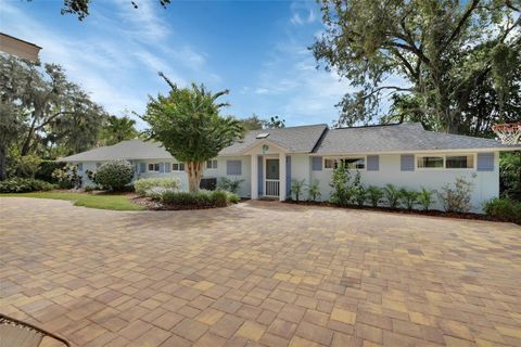 1326 TRAIL BY THE LAKE DELAND FL 32724