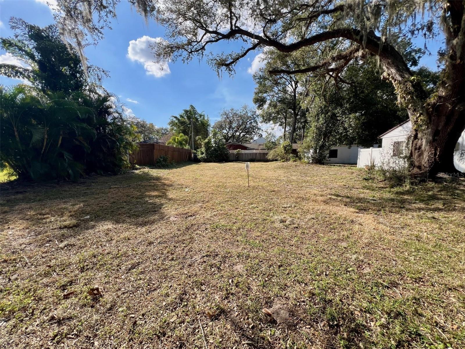 1830 LAKE SUE DRIVE