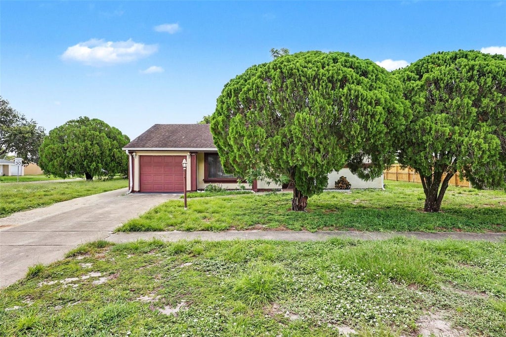 Photo of 997 Mariposa Drive NE, Palm Bay, FL 32905 (MLS # S5154354)