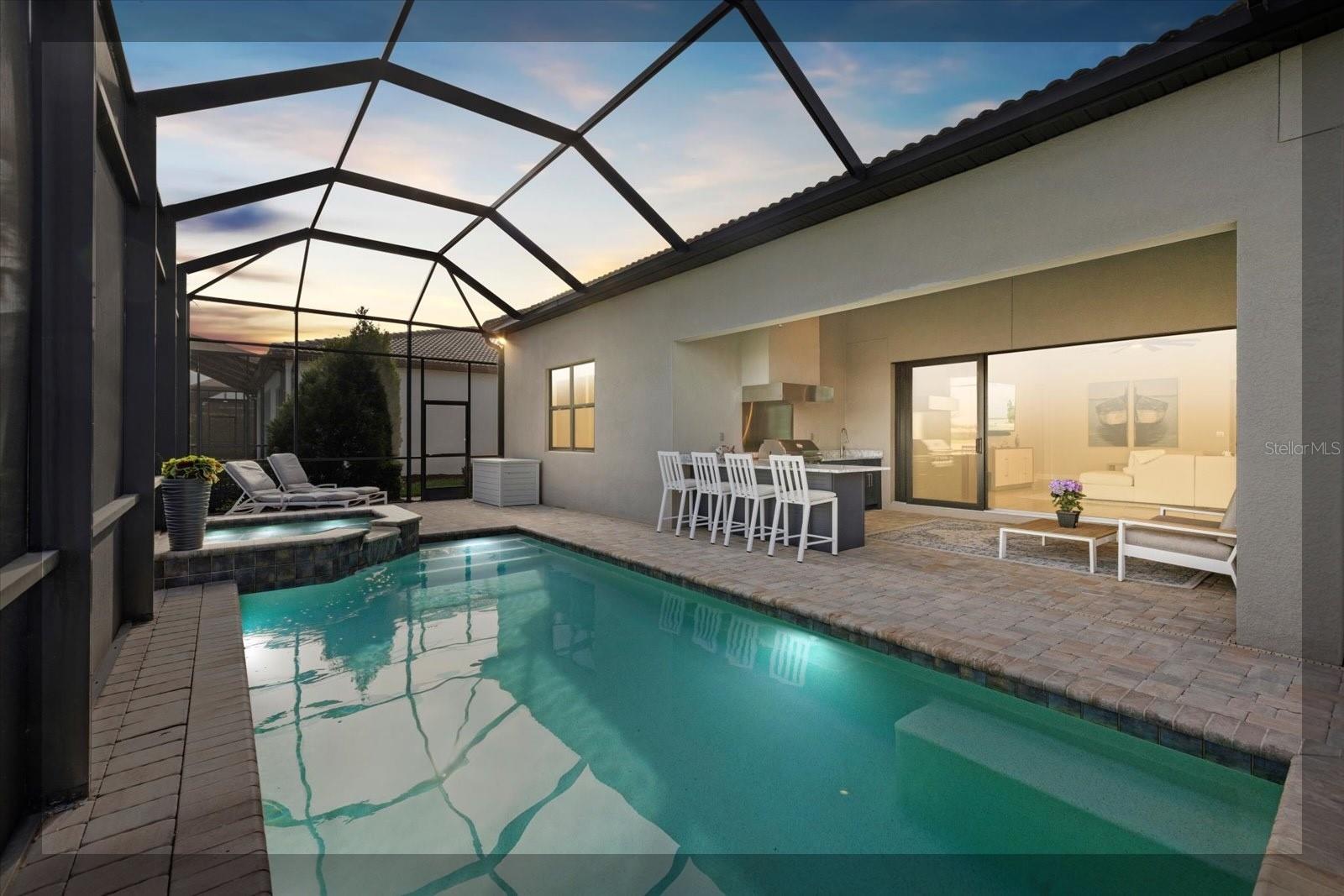 8016 GRANDE SHORES DRIVE