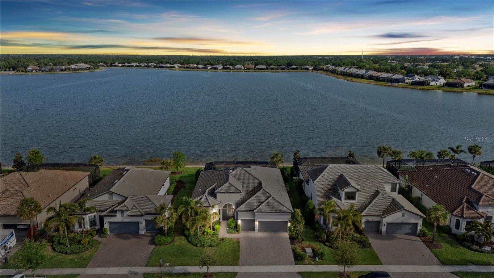 8016 GRANDE SHORES DRIVE