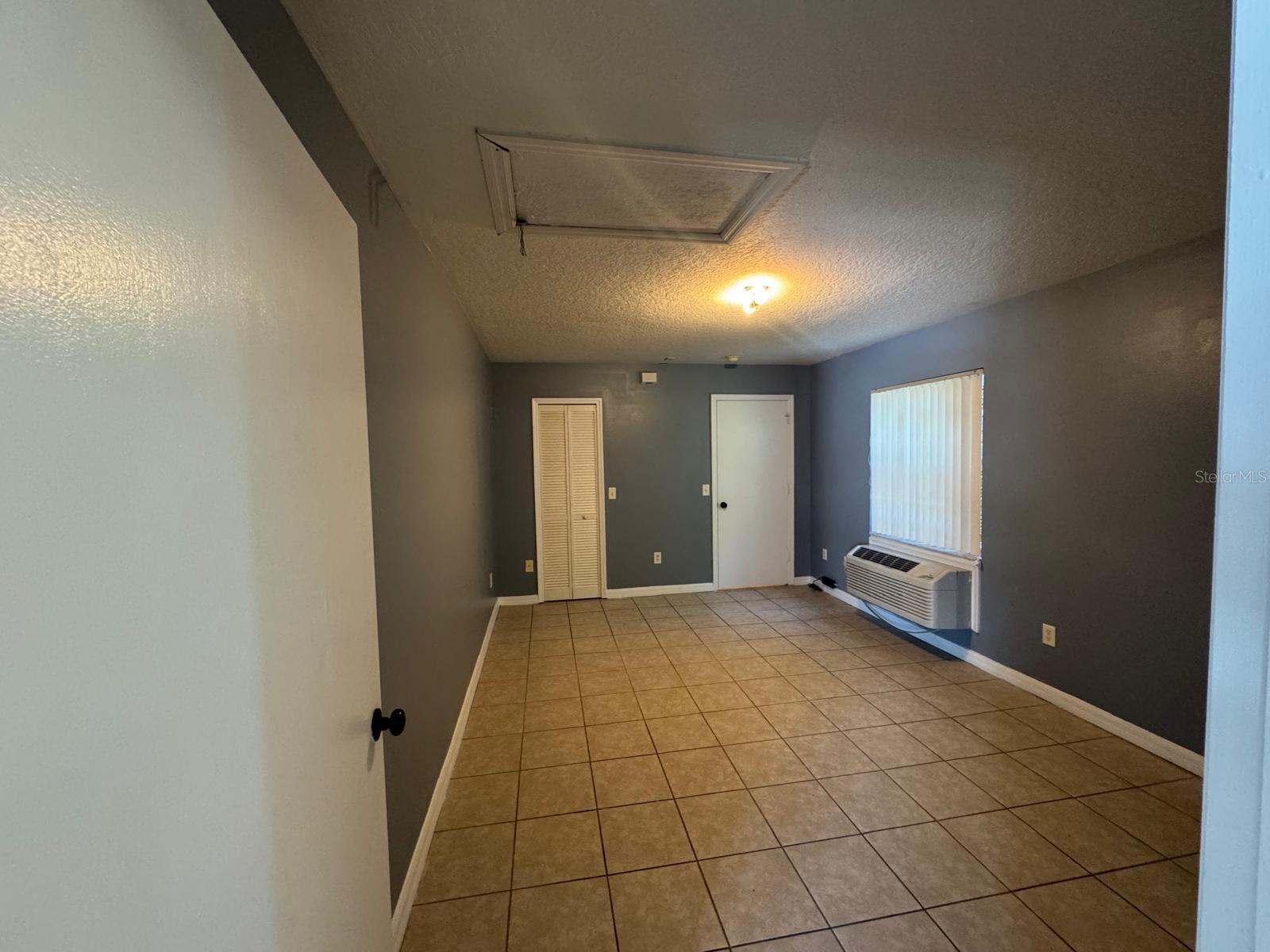 ISLAND CLUB WEST - Residential Lease