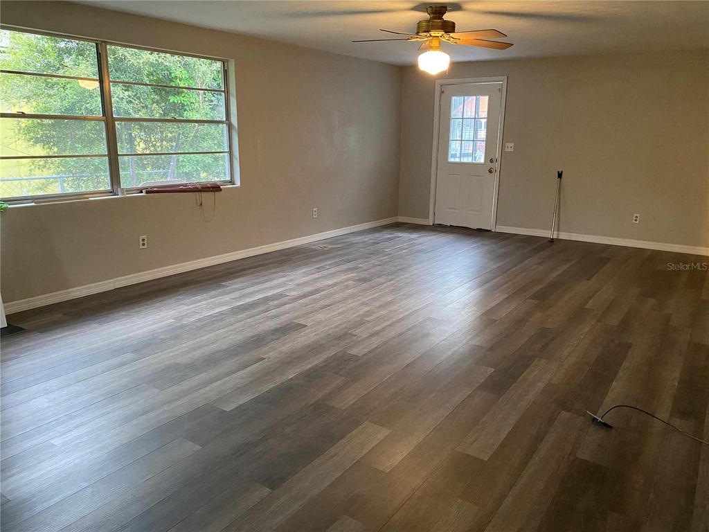 Photo of 239 Desoto Street, Daytona Beach, FL 32114 (MLS # V4948189)