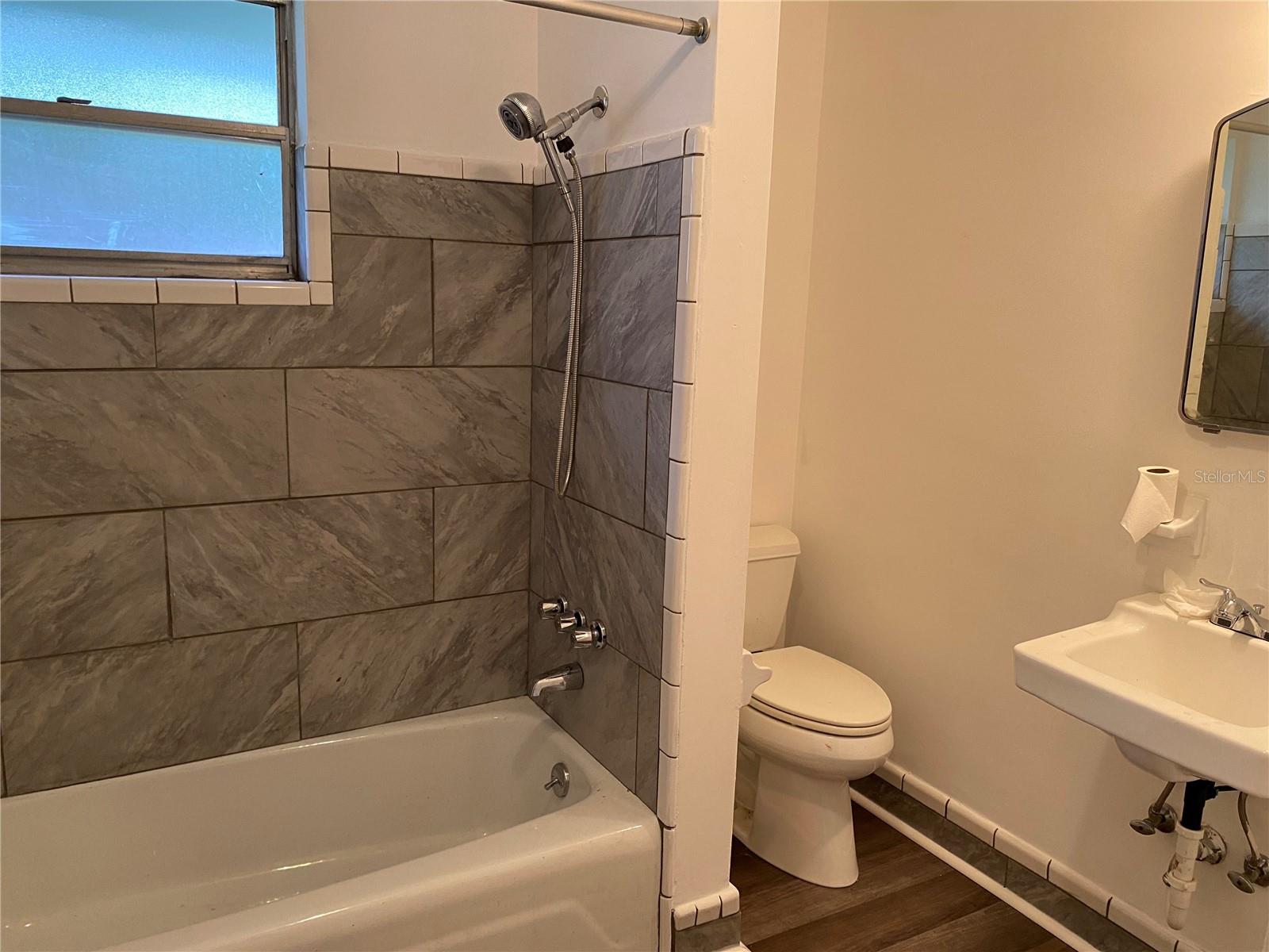 WEST END DAYTONA - Residential