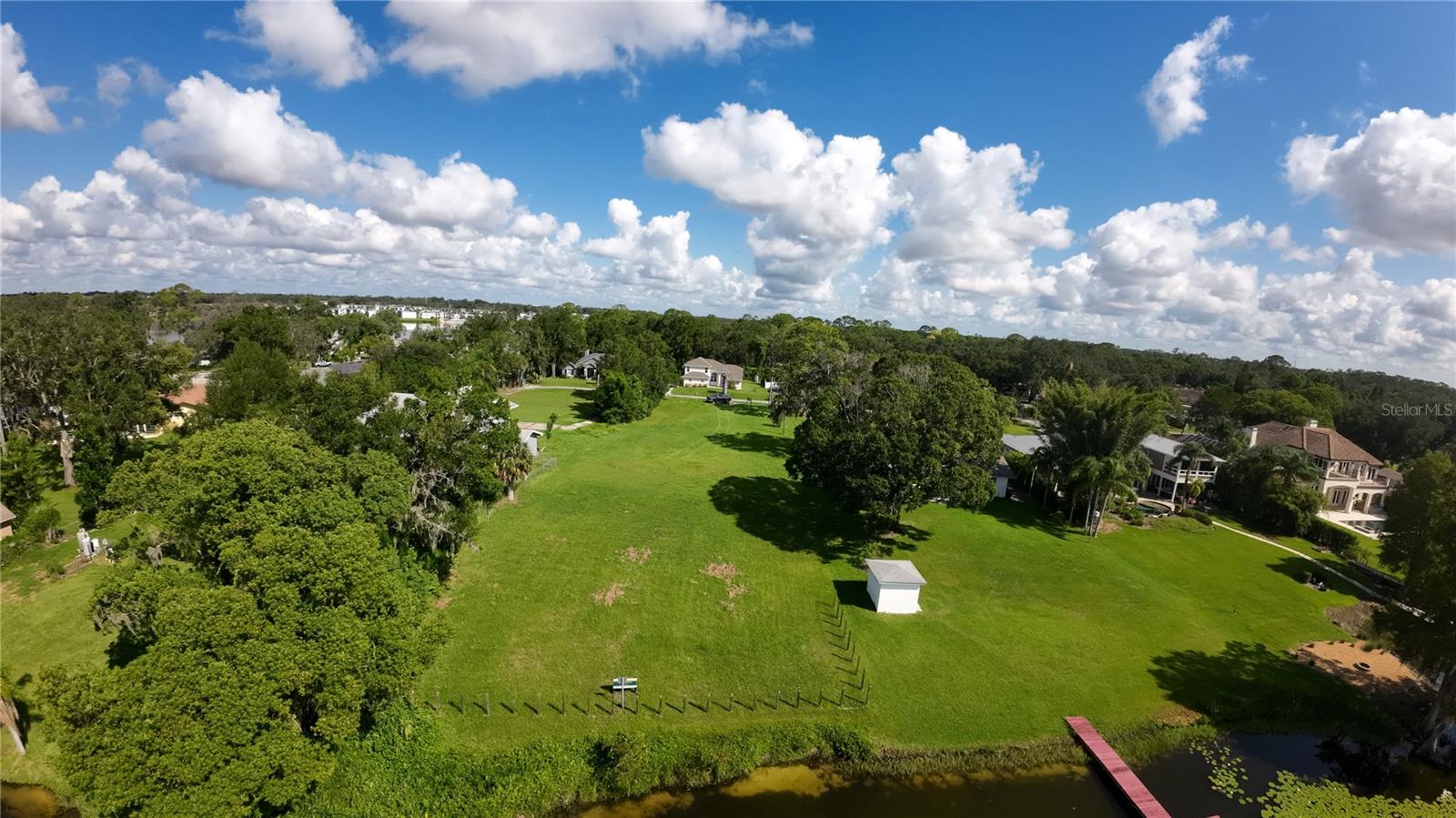 WAUNATTA SHORES - Residential