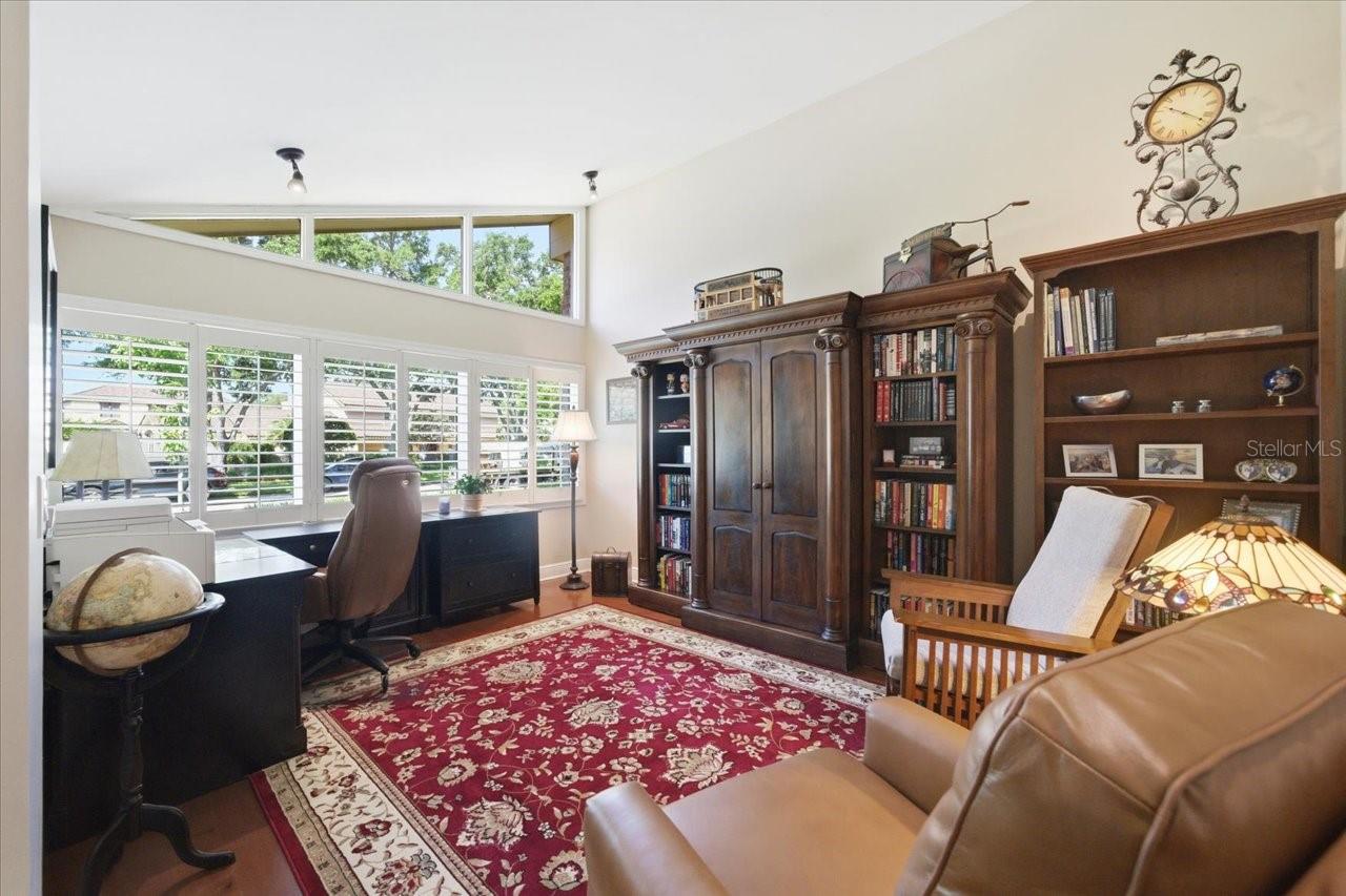 CARROLLWOOD VILLAGE SEC 1 - Residential