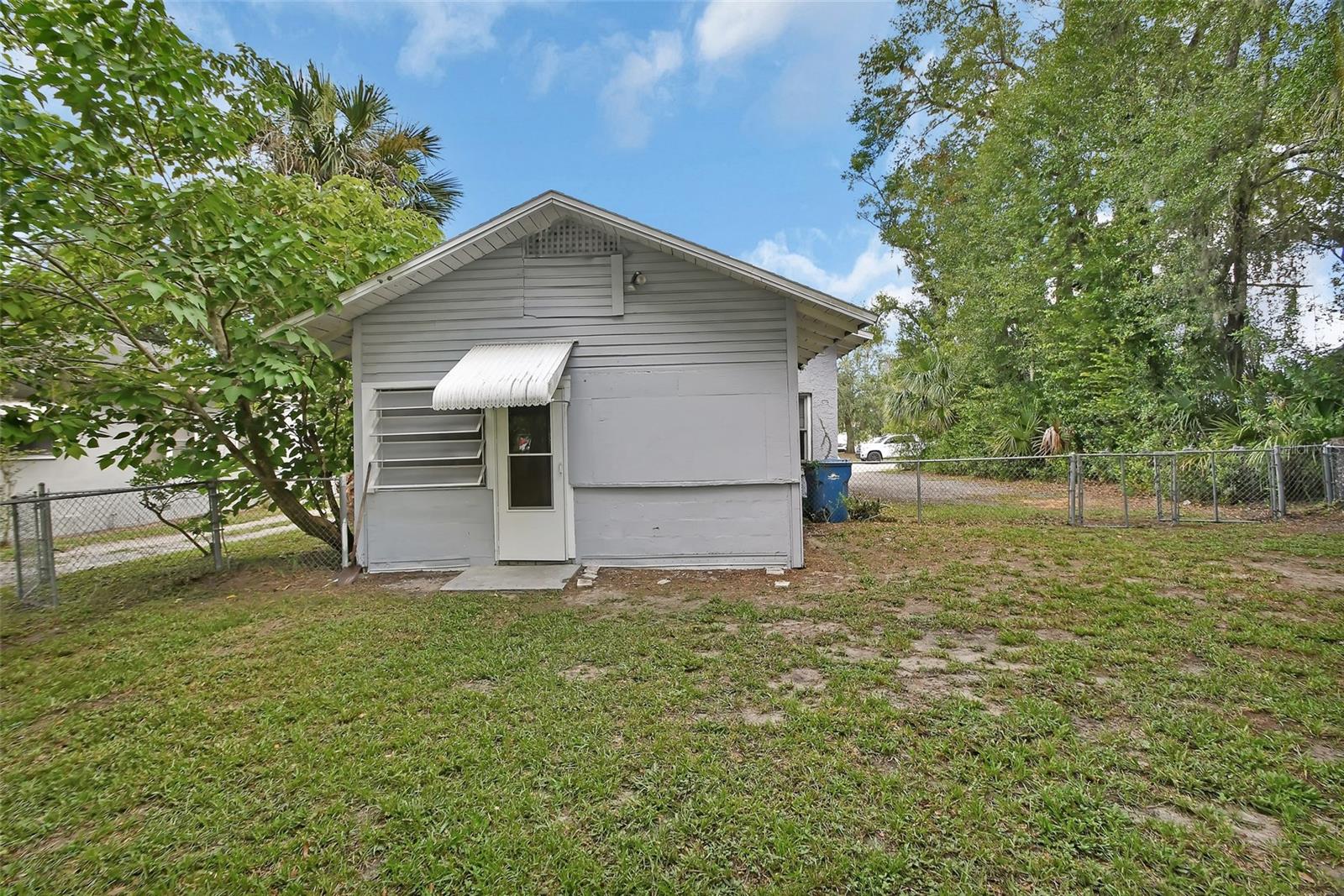 STETSON PLAZA - Residential