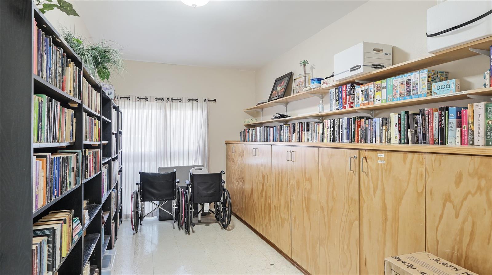 CAMBRIDGE VILLAGE - Residential