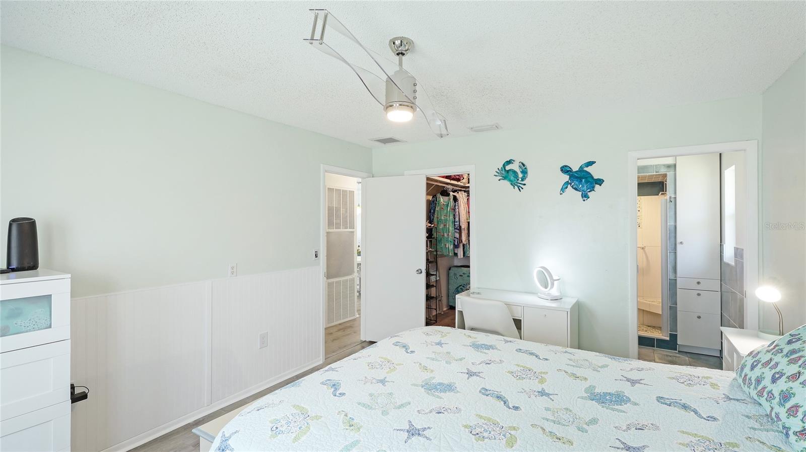 CAMBRIDGE VILLAGE - Residential