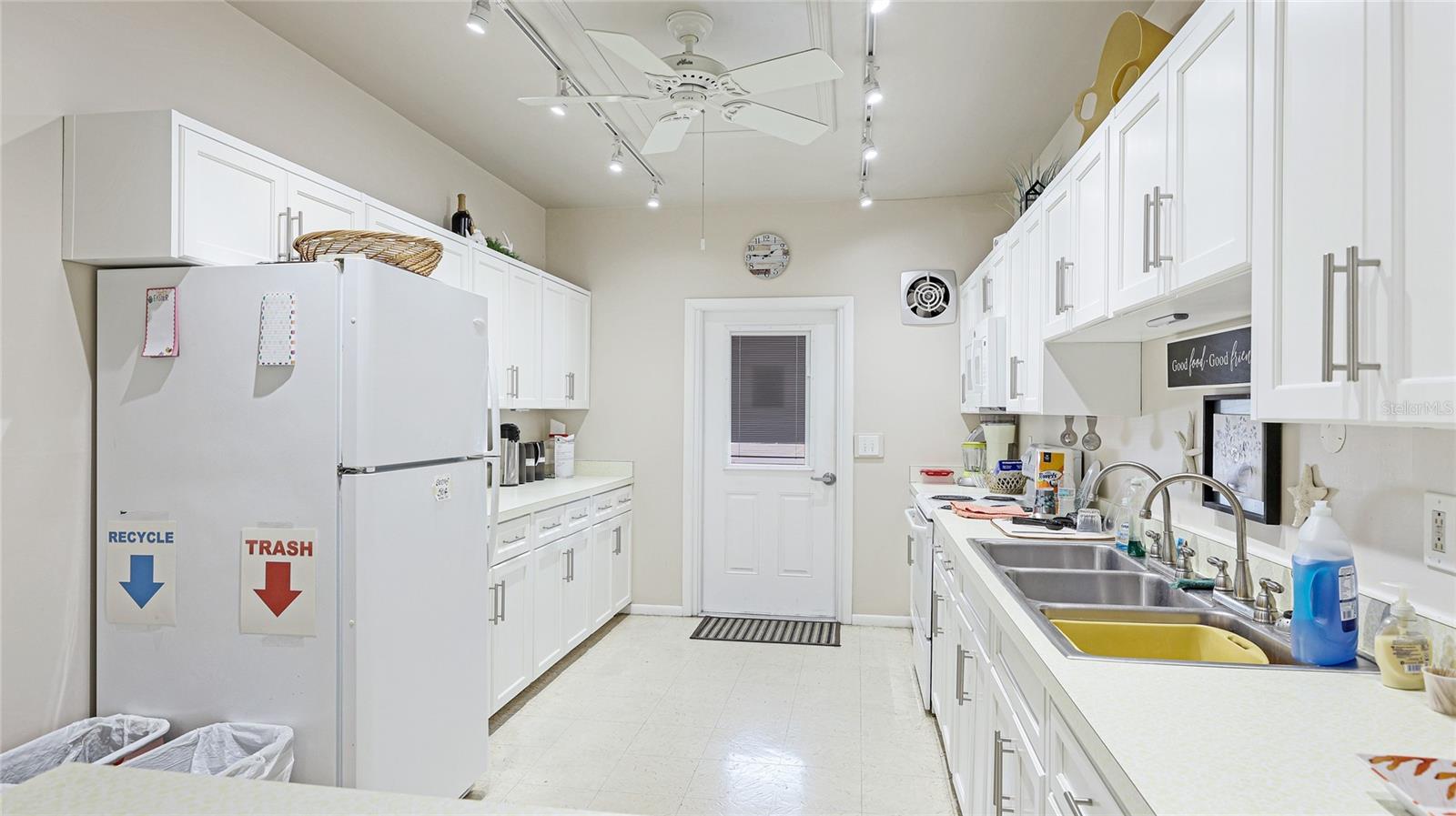 CAMBRIDGE VILLAGE - Residential