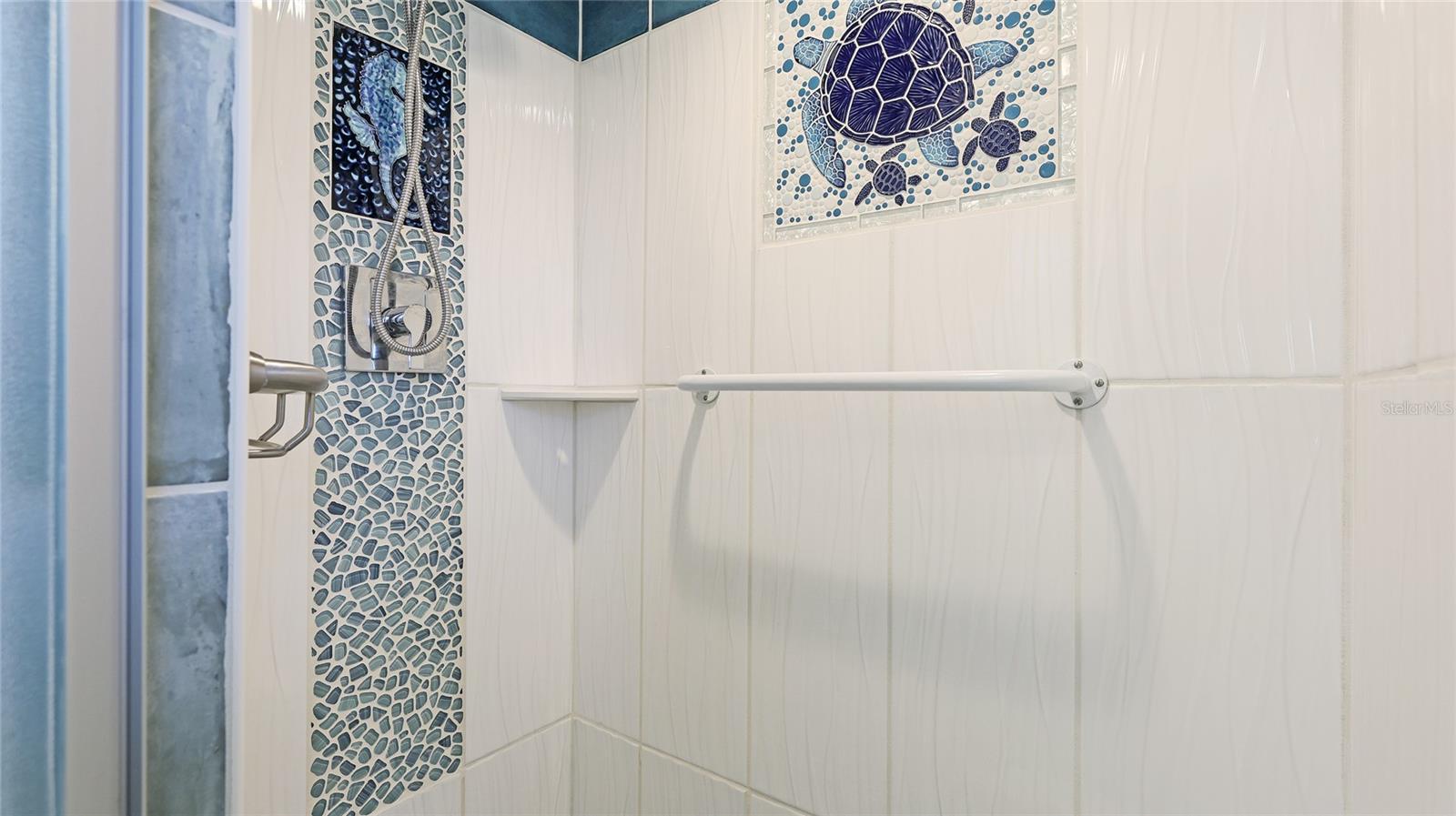 CAMBRIDGE VILLAGE - Residential