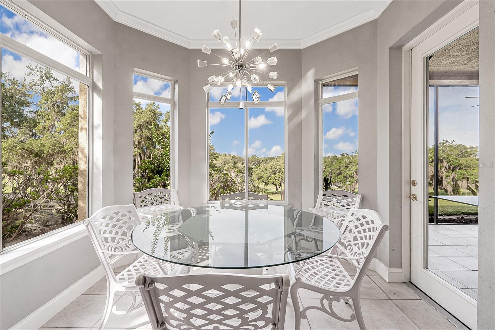 HOWEY MISSION SONOMA CONDO - Residential