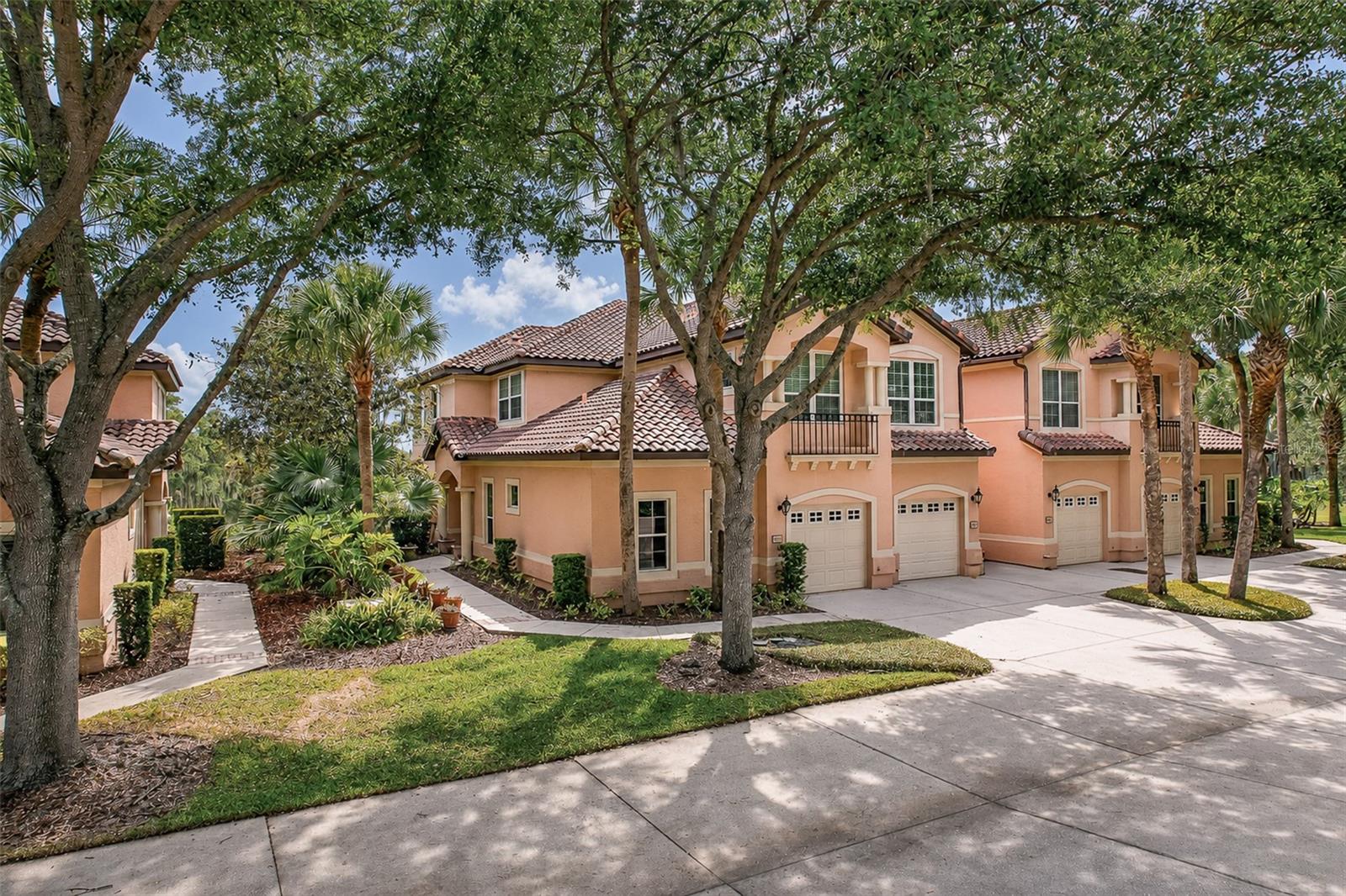 HOWEY MISSION SONOMA CONDO - Residential