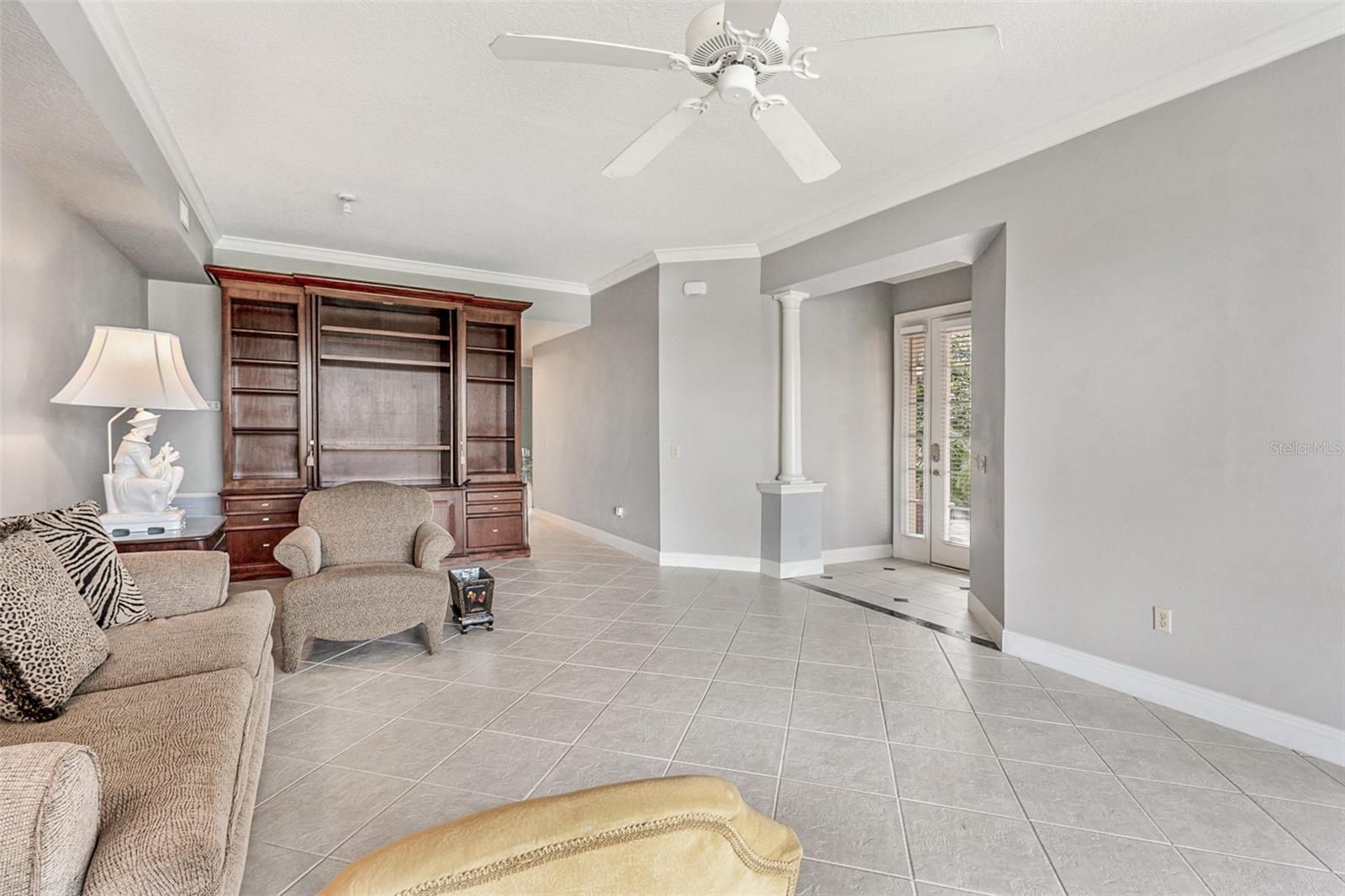 HOWEY MISSION SONOMA CONDO - Residential