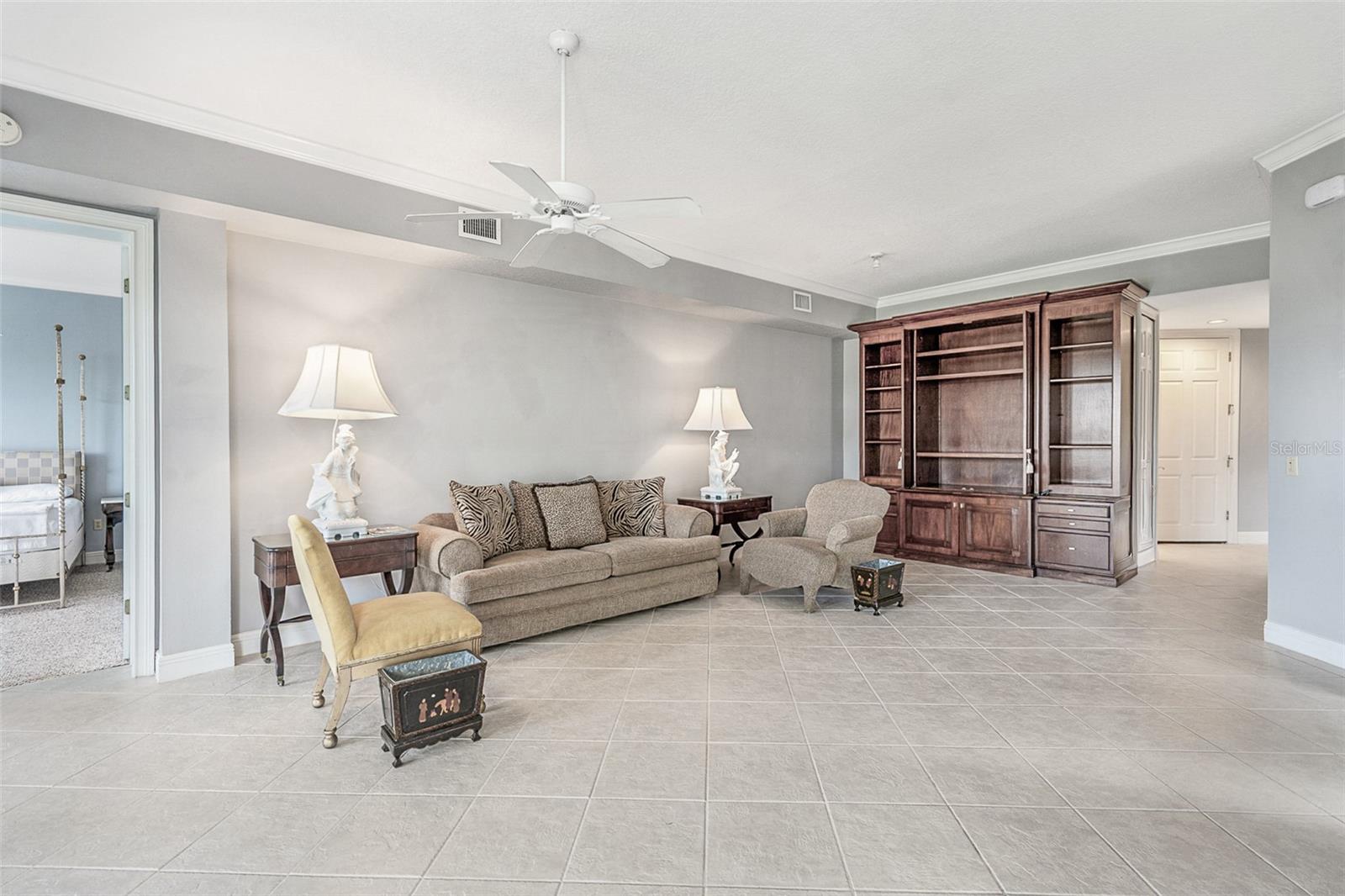 HOWEY MISSION SONOMA CONDO - Residential