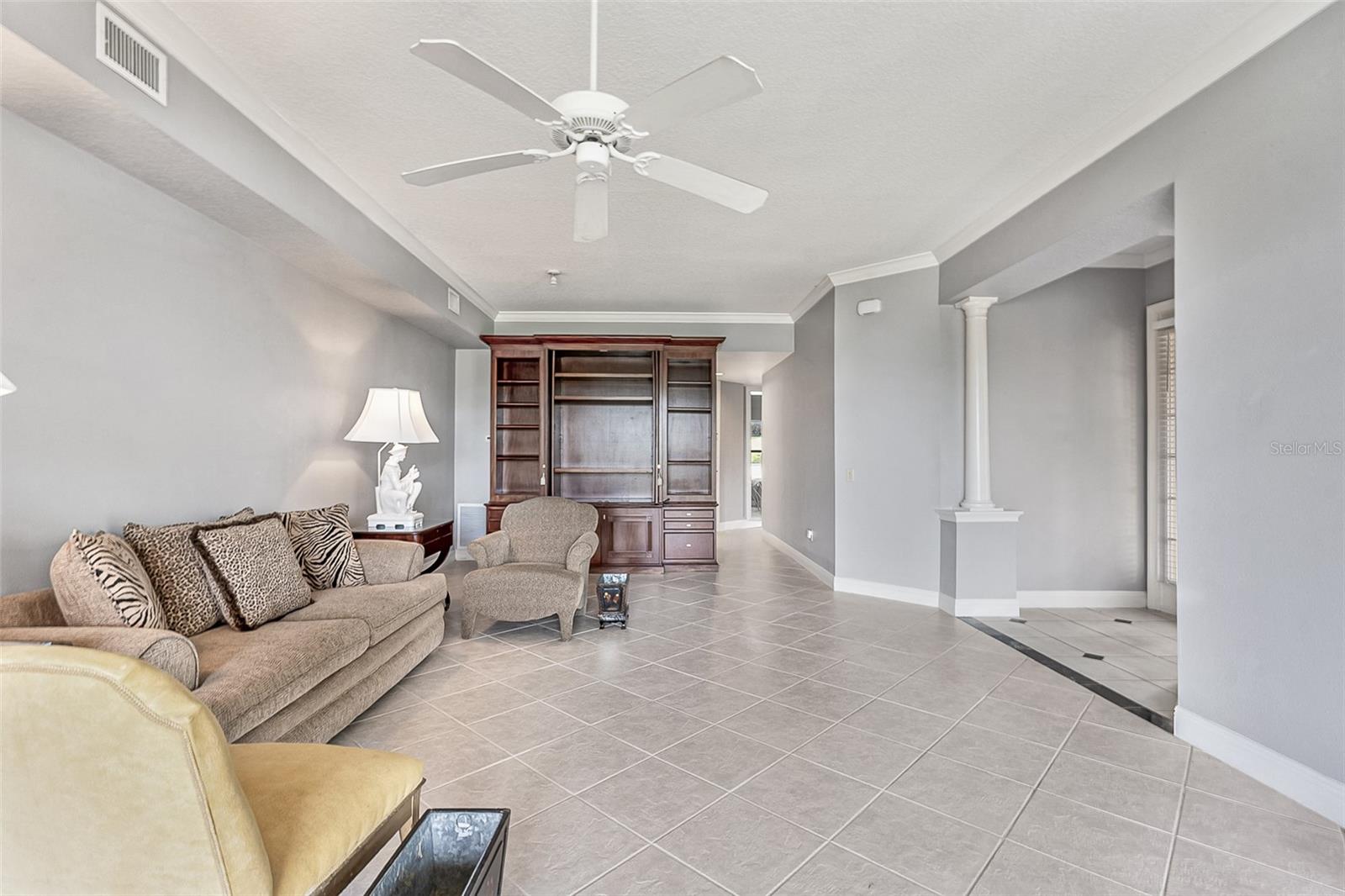 HOWEY MISSION SONOMA CONDO - Residential