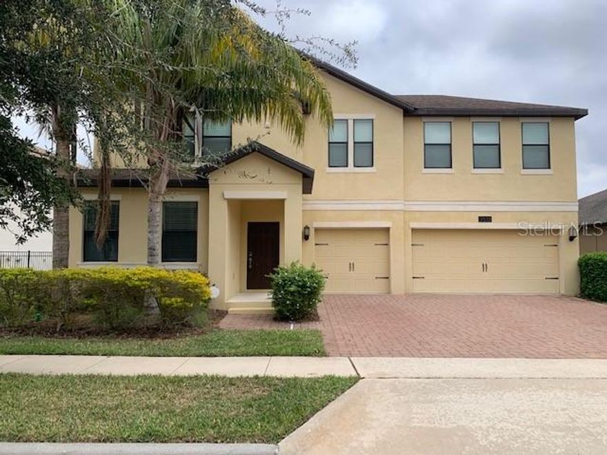 This is a Spacious & Beautiful 2 story home featuring 4 bedrooms, 3.5 baths with approximately 3,472 Sq.Ft. of living space and a 3 Car Garage.  The home has tile in common areas and carpets in bedrooms, all appliances included. Open-air feel of the kitchen, breakfast nook, and family room, perfect for entertaining guests. Additional Space includes a living room and a loft on the second floor. One small pet accepted less than 15 lbs. *UPDATED PICTURES COMING SOON!!
This house is located in the Summer Lake community in Winter Garden. Located close to SR-429, SR-535, US-192, and SR-545 in the Winter Garden area.  It is near Walt Disney World, Orange County National Golf Center, and Universal Studios.  Community features a clubhouse with a fitness center, a resort-style swimming pool, and a playground.