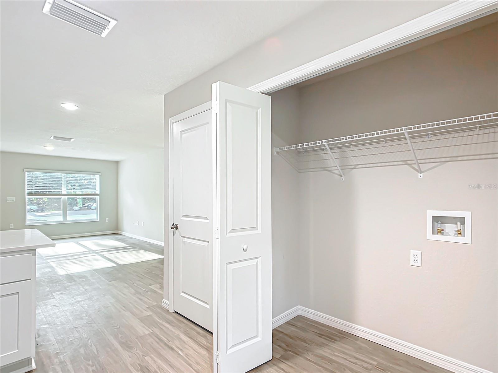 CITRUS SPGS UNIT 20 - Residential Income