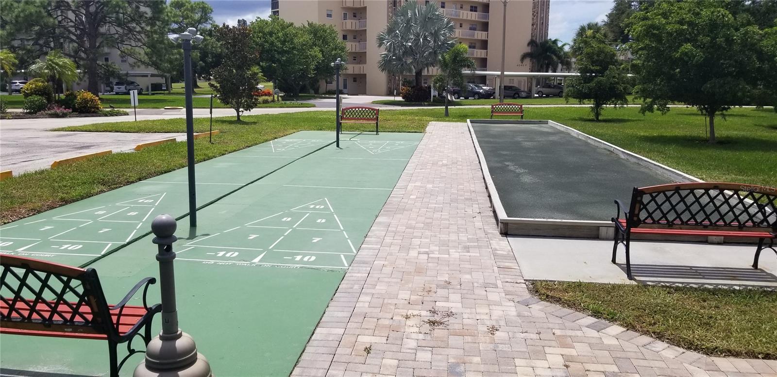 IRONWOOD TENTH - Residential