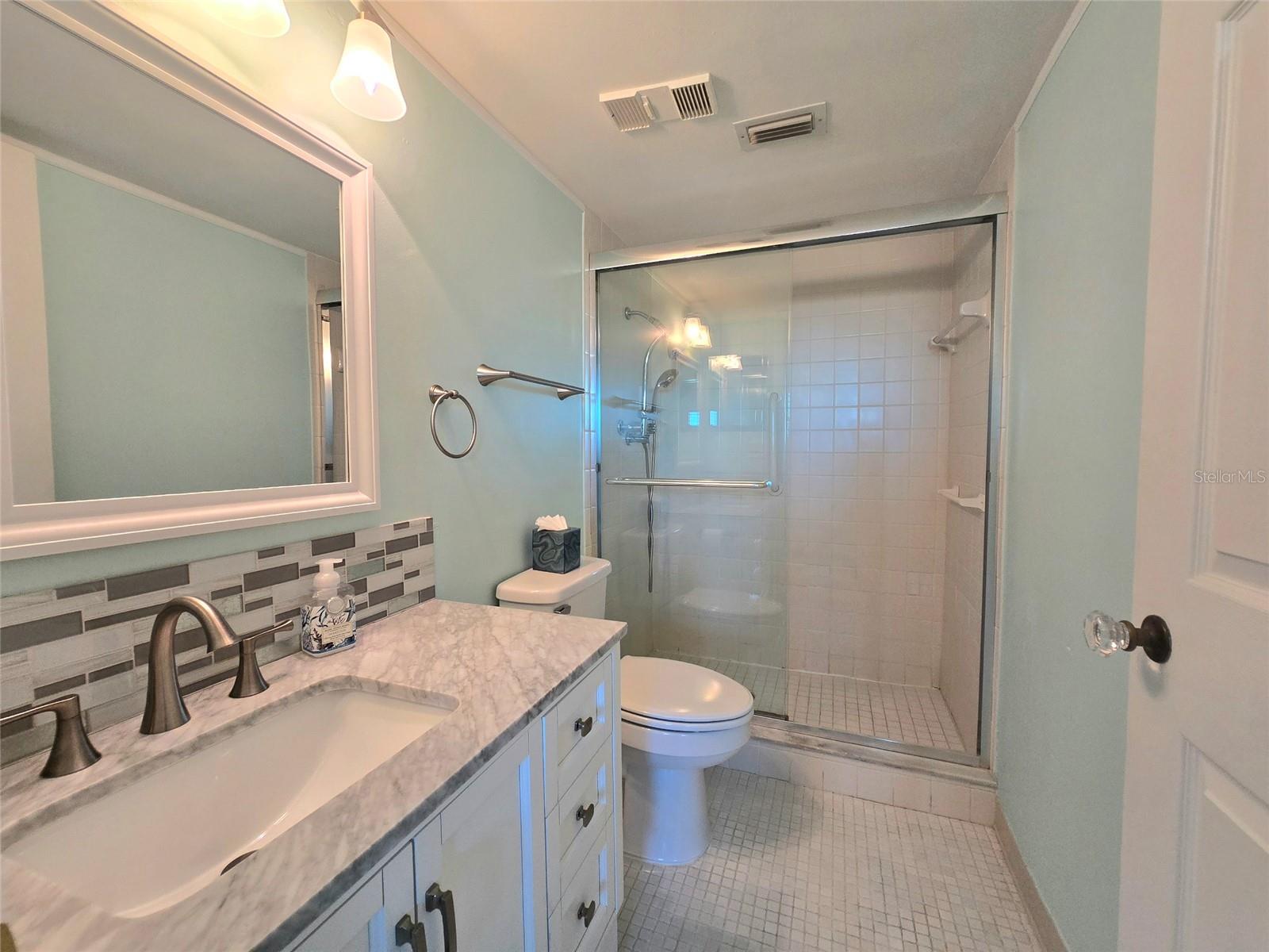 IRONWOOD TENTH - Residential