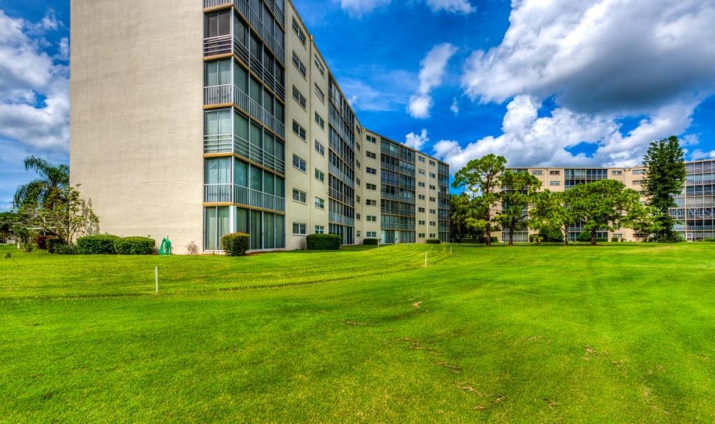 IRONWOOD TENTH - Residential