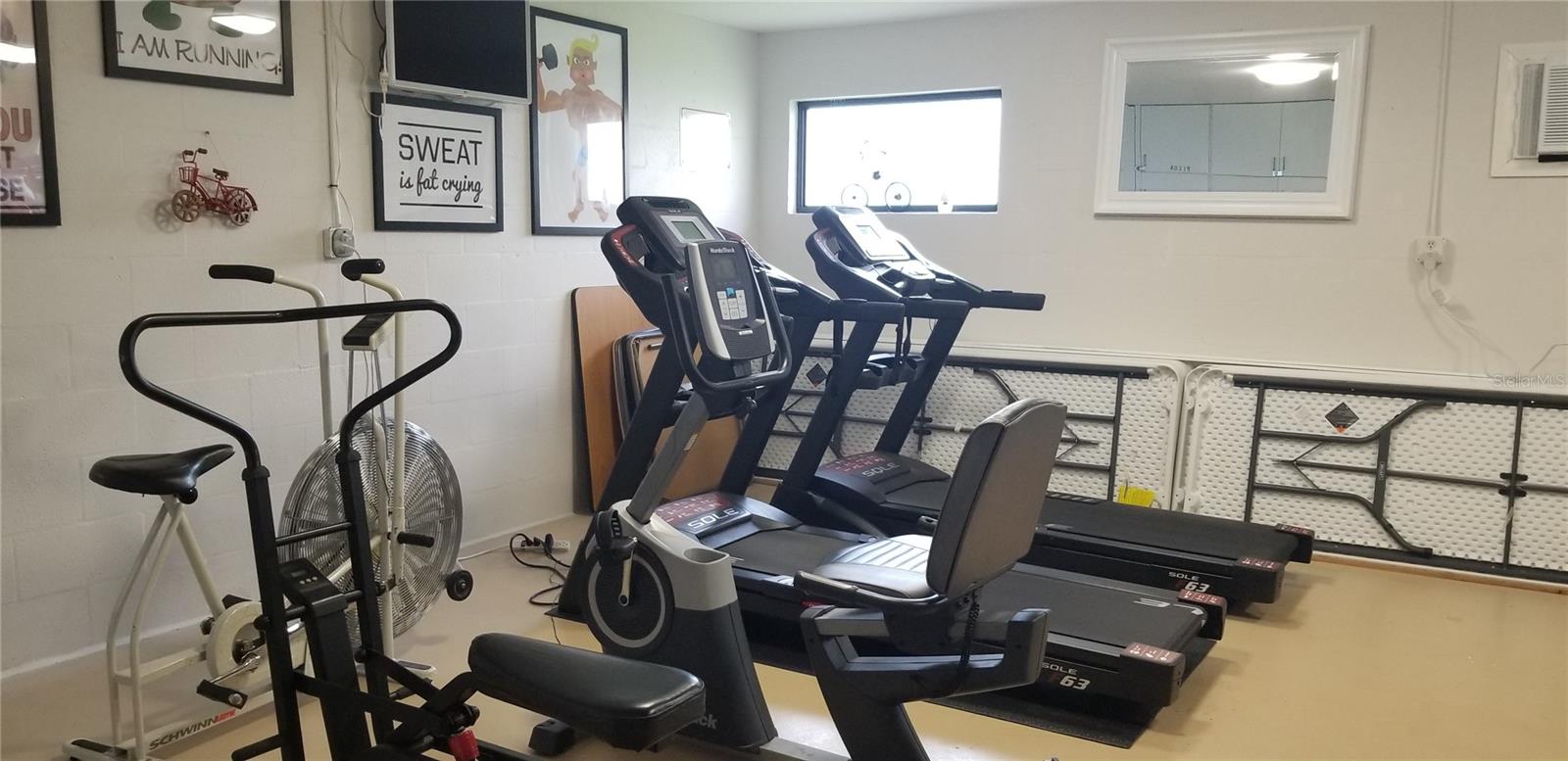 IRONWOOD TENTH - Residential