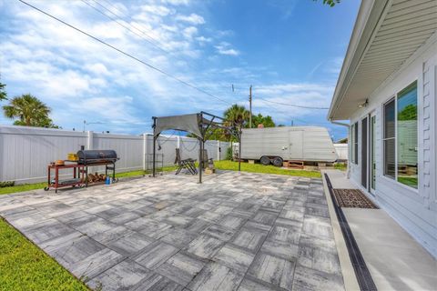 A home in NORTH PORT