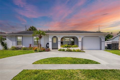 A home in NORTH PORT