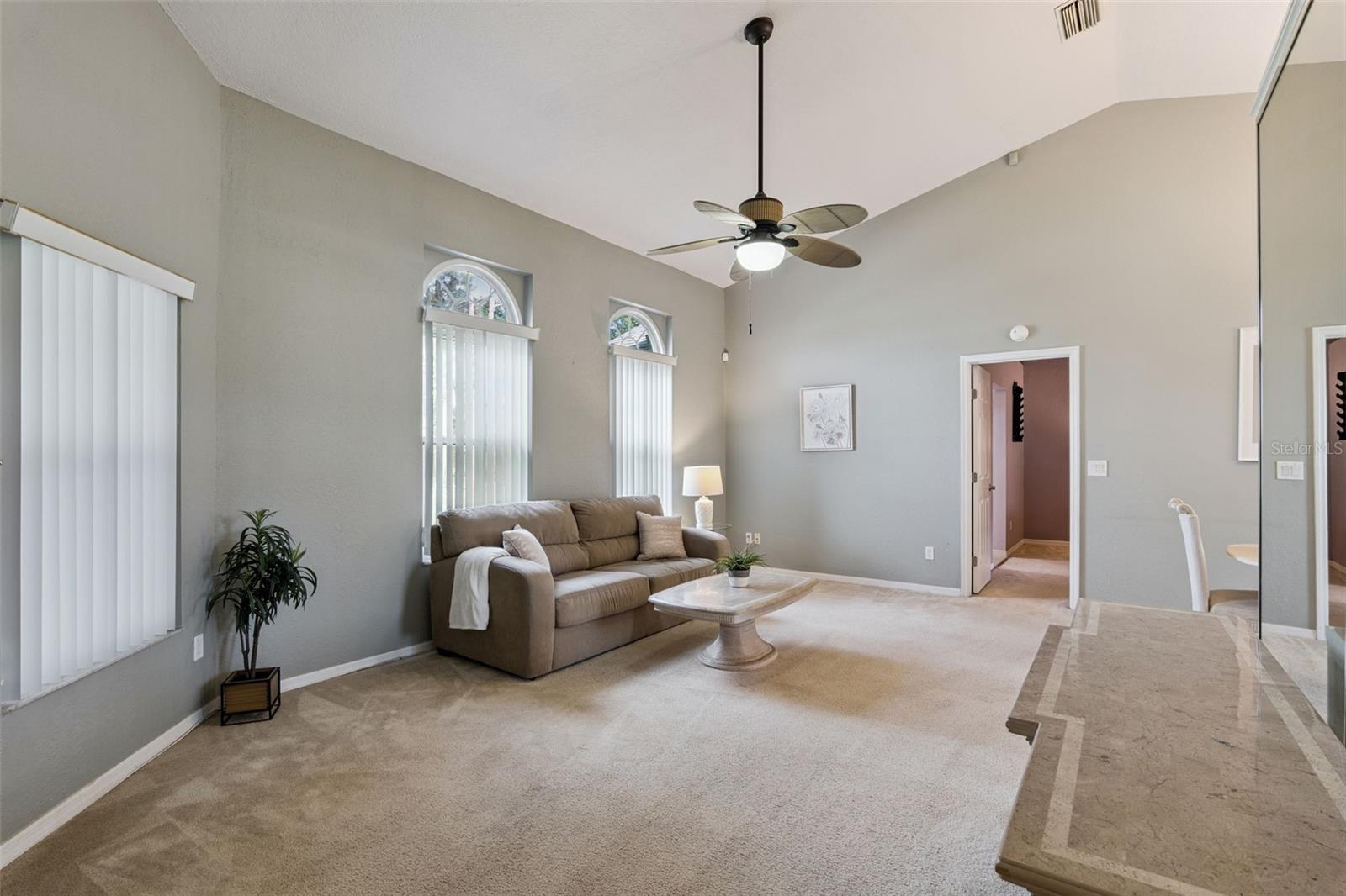 2504 GLENWOOD DRIVE