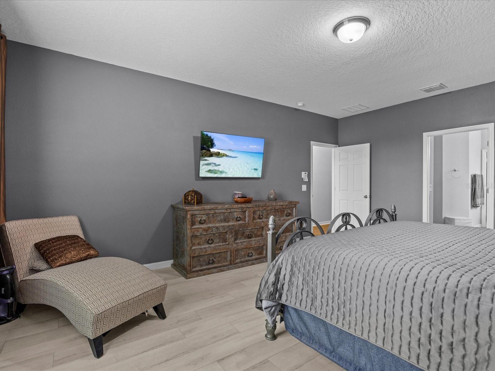 BELLEVUE - Residential