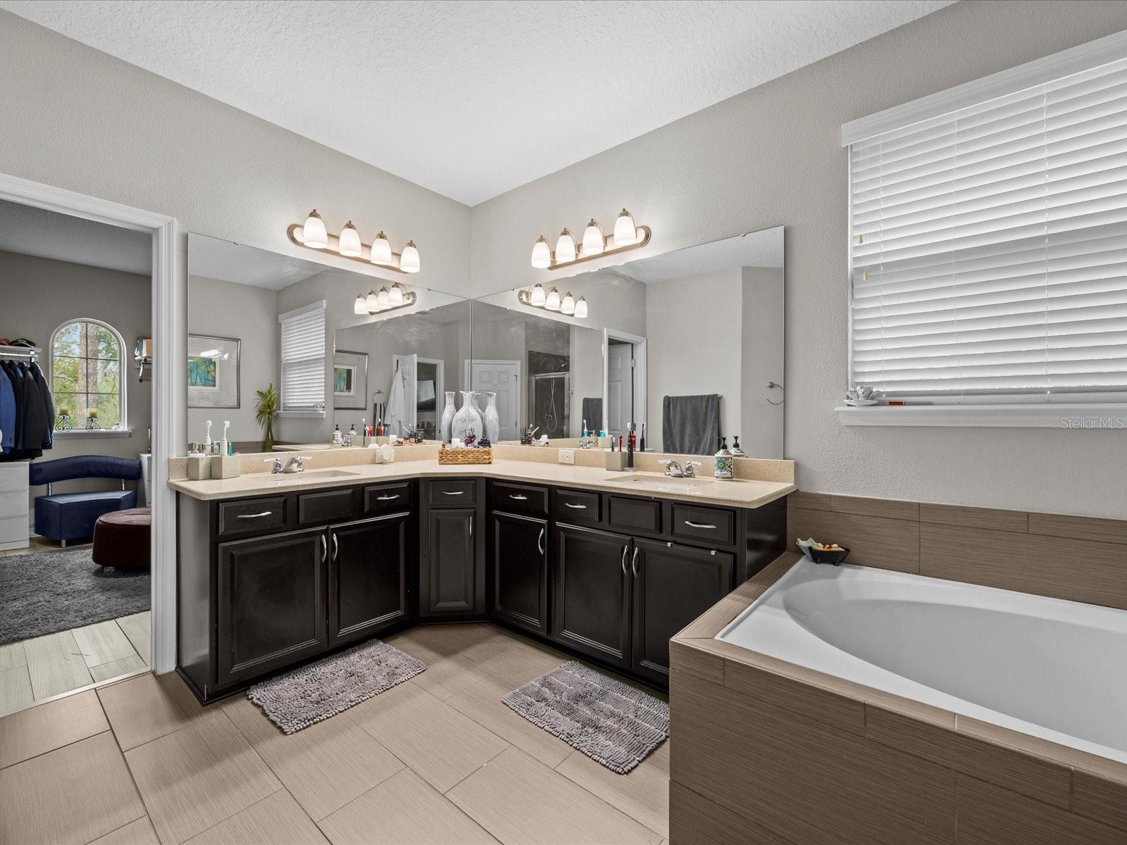 BELLEVUE - Residential